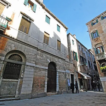 Hotel Barbaria De Le Tole